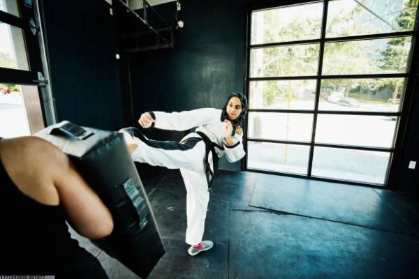 适合老年人参与的体育项目推荐(图1)